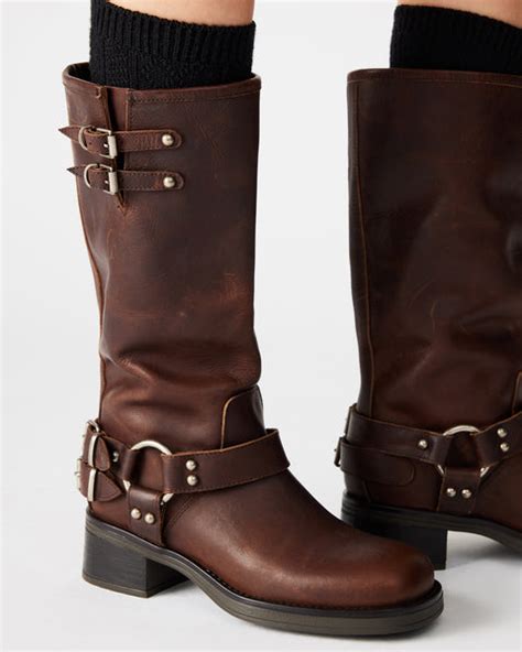 astor boots steve madden